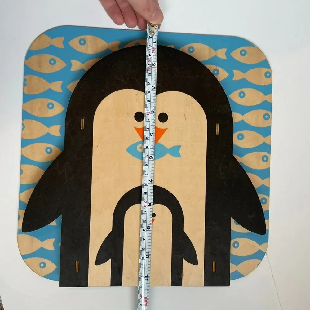 Penguin wooden wall hanging